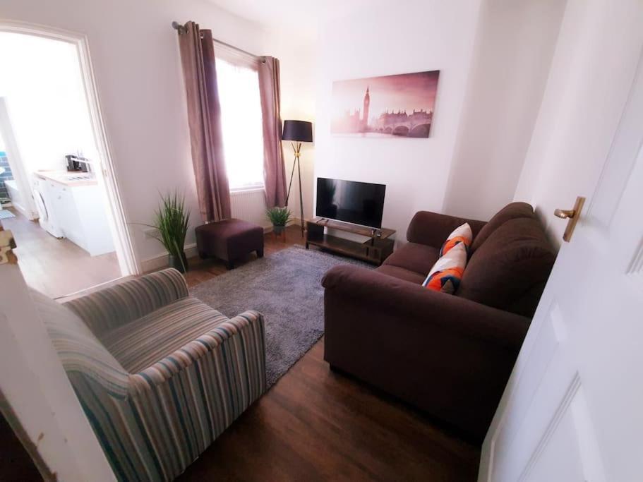 Holiday home October Disc - Long - Contractors